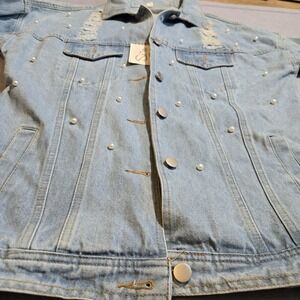 Seven7 NWT Blue Denim Pearl Button Front Distressed Long Sleeve Jean Jacket Sz M